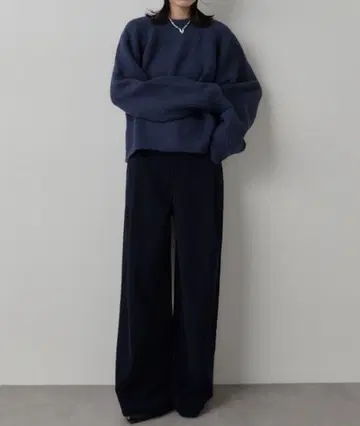 hanne 코듀로이 턱 팬츠 네이비 M 사이즈