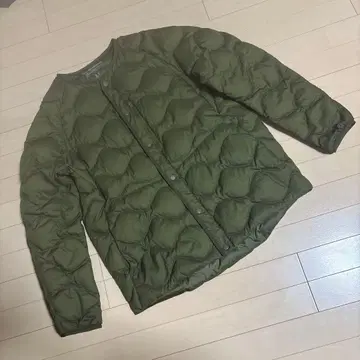 유니클로 울트라 라이트 다운 카키