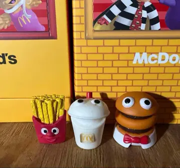 맥도날드 캐릭터 피규어 세트