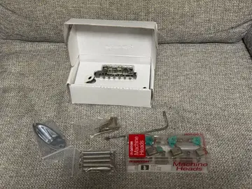 Fender Bridge 하드웨어 세트 lefty