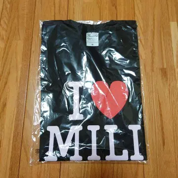 카토 미리야 T셔츠