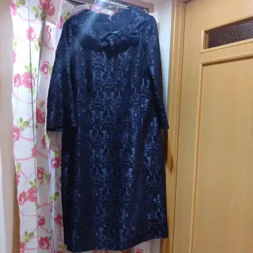 레스 랄리크 다크 블루 원피스 플라워 모티브