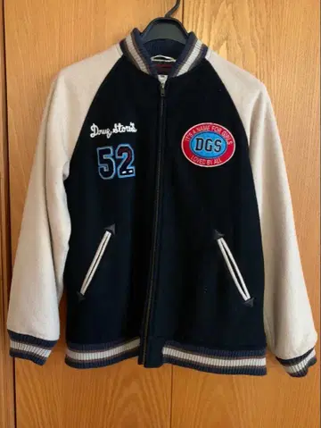 드럭스토어즈 DGS 자수 스타디움 점퍼 블랙/베이지