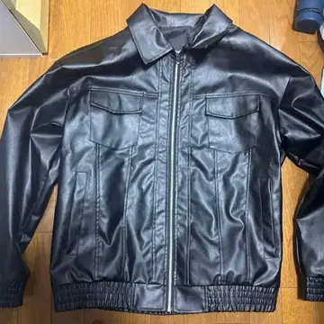 블랙 가죽 자켓