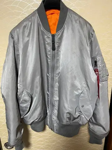 새상품급 알파 XL MA-1 실버 그레이 플라이트 자켓