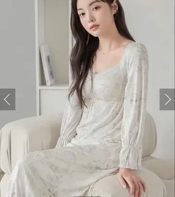 tu-hacci 나이트 브라 원피스 긴팔 맥시 길이 꽃무늬/아이보리