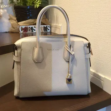 컨디션 최상 MICHAEL KORS 라이트 베이지 핸드백