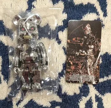 [시리즈 43 터미네이터 2] 베어브릭 내부 가방 미개봉 카드 포함