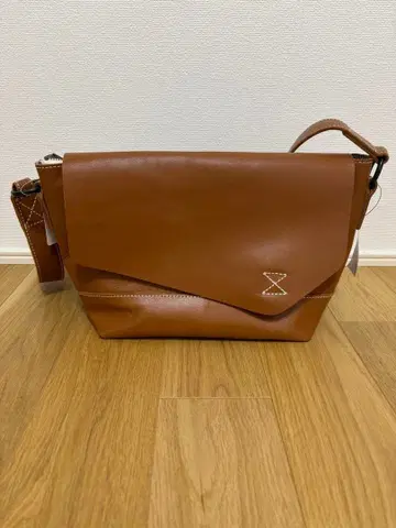 BEAUTY&YOUTH UNITED ARROWS 가죽 플랩 숄더