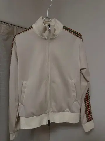 토와로니에 트랙 자켓