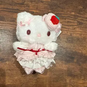 산리오 딸기 휘핑 케이크 마스코트 백참 헬로키티 새상품