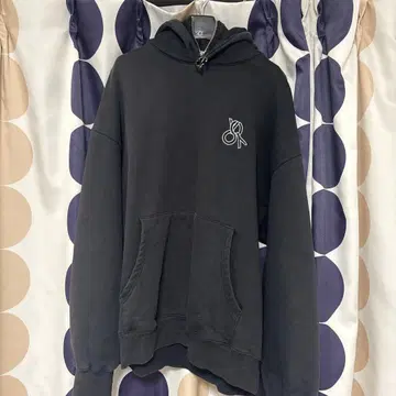 OY의 후드티