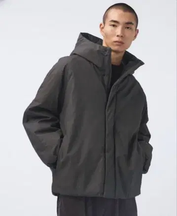 유니클로 U 퍼프 테크 볼륨 후드티 M 새상품급