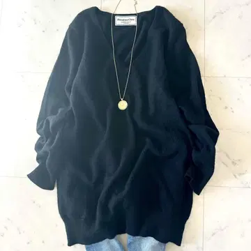 새상품급 두지엠 클라세 캐시미어 V넥 니트 블랙 캐시미어 100%