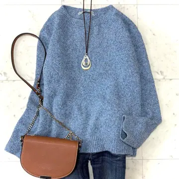 새상품급 마드모아젤 논노 알파카 혼방 풀오버 니트 블루 38