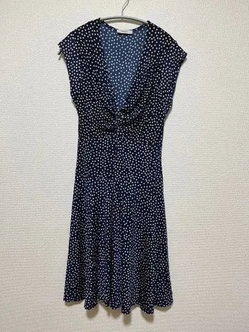 EGERIE 네이비 화이트 도트 원피스