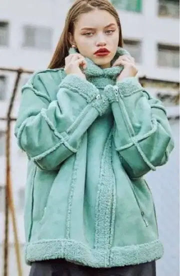 민트 그린 무스탕 라이더 자켓