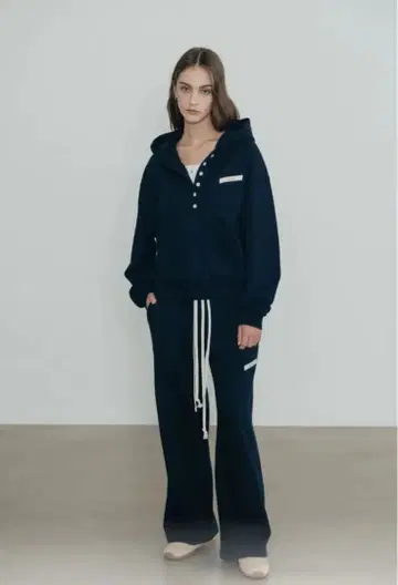 SSIN AND LEE 테일러 코튼 맨투맨 후드 T셔츠 네이비