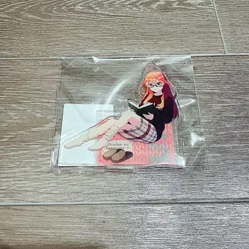 5등분의 신부 나카노 이츠키 아크릴 스탠드 난로 옆에서