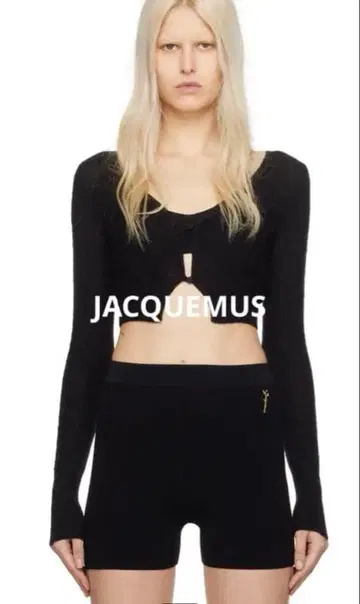 [ 시착만 한 상품 ] jacquemus 크롭 가디건 블랙 32