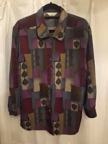 멀티 컬러 패치워크 긴팔 셔츠