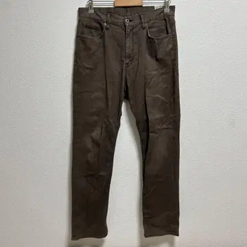 브라운 스트레이트 레그 데님