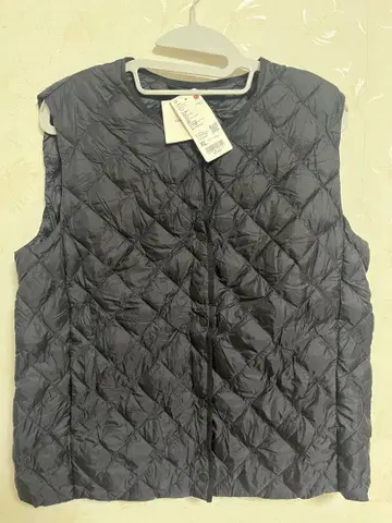 새상품 UNIQLO 웜 패디드 퀼팅 베스트 블랙 XL 퀼팅 베스트