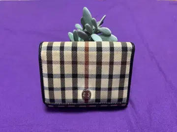 DAKS 체크 무늬 3단 폴더형 지갑