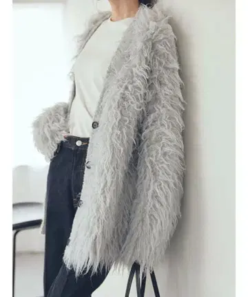 Mila owen 스코치 단추 샤기 니트 가디건