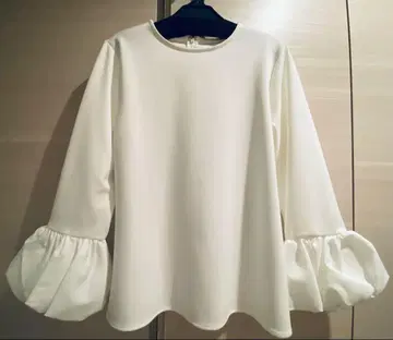 [ 새상품급 ] Fit more 벌룬 슬리브 티셔츠