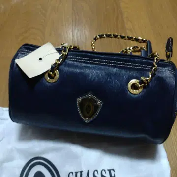 [미사용 새상품] BELLECHASSE 네이비 원통형 숄더백