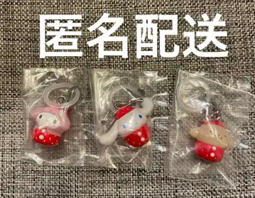 산리오 캐릭터즈 딸기 메지루시 액세서리 가챠