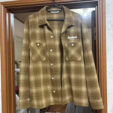 브라운 계열 체크 플란넬 셔츠 긴팔