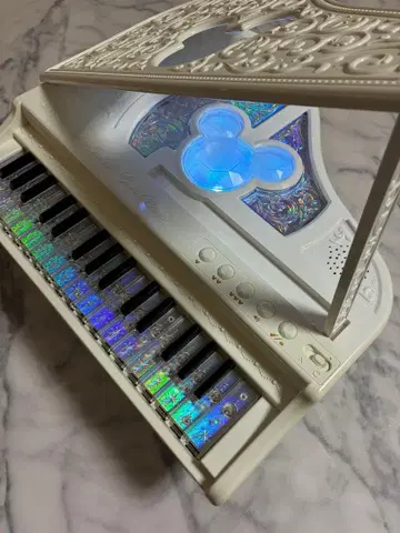 반다이 디즈니 드림 레슨 라이트&오케스트라 그랜드 피아노