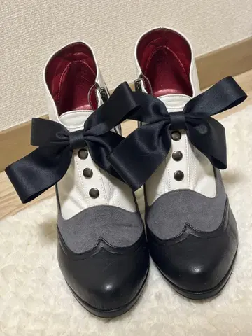 SuperGroupies 블랙 집사 부티 세바스찬 미카엘리스