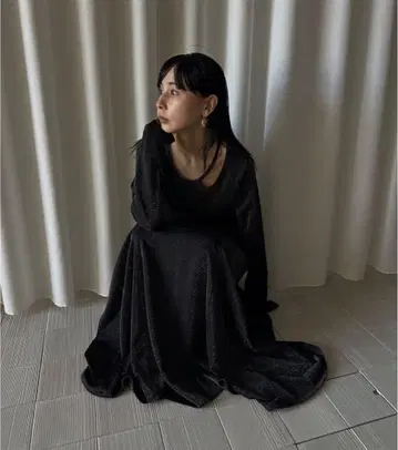 Ameri 2024 AW 블랙 롱 원피스