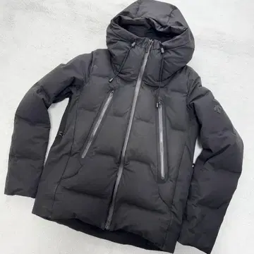 데상트 올테라인 수이자와 다운 DESCENTE 마운티니어 블랙 S