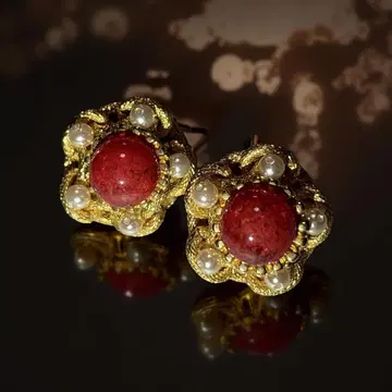 빈티지 꽃 모양 귀찌 빨간색