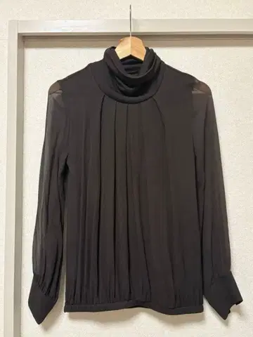 실크 100% 시스루 터틀넥 긴팔 셔츠 더마 컬렉션 DS