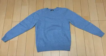 유니클로 라무 크루넥 스웨터