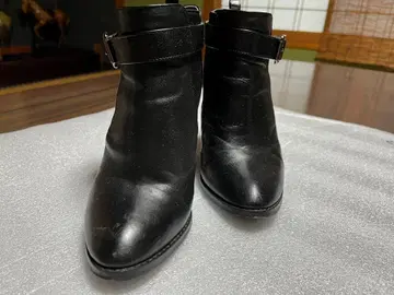 DIANA 블랙 앵클부츠