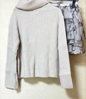 스나이델 SNIDEL 프릴 스커트 니트 콤비 세트