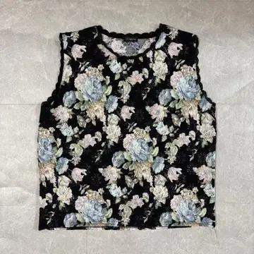 꽃무늬 레이스 슬리브리스 상의 블랙 레이어드 한국 패션