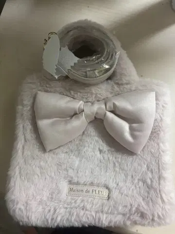 Maison de FLEUR 핑크매니아 2Way 퍼 리본 백