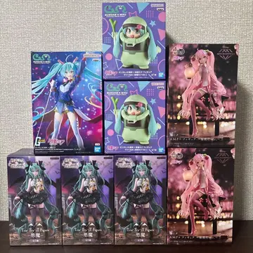 하츠네 미쿠 피규어 건담 악마 라스칼 자쿠 인형 벚꽃 등롱