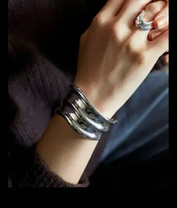 새상품 Nothing And Others 나싱 앤드 아더스 뱅글