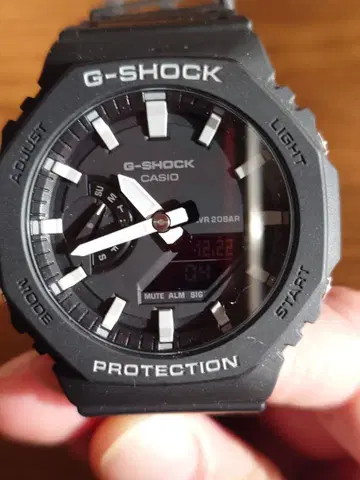카시오 G-SHOCK GA-2100