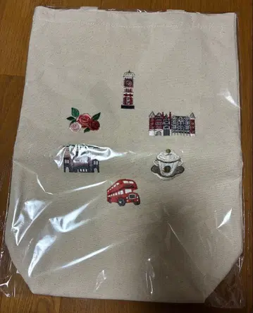 시로이 코이비토 파크 30주년 기념 토트백