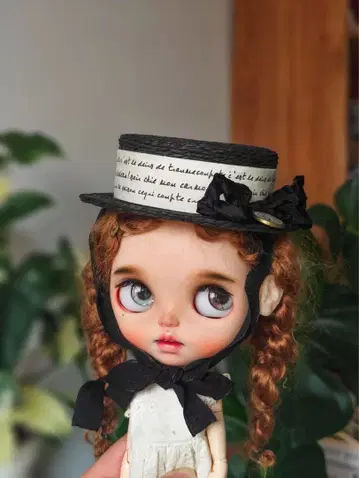 네오 브라이스용 블랙 미니 햇