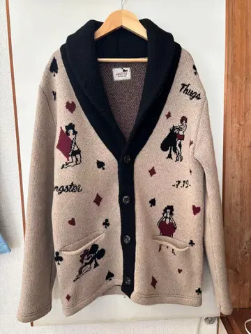 GANGSTERVILLE 캐릭터 패턴 가디건